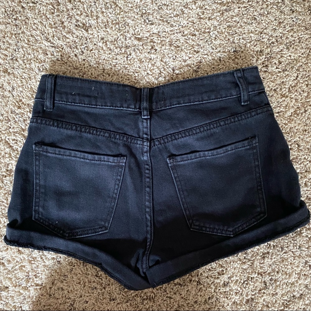 Pacsun Mom Short - Picture 2 of 2